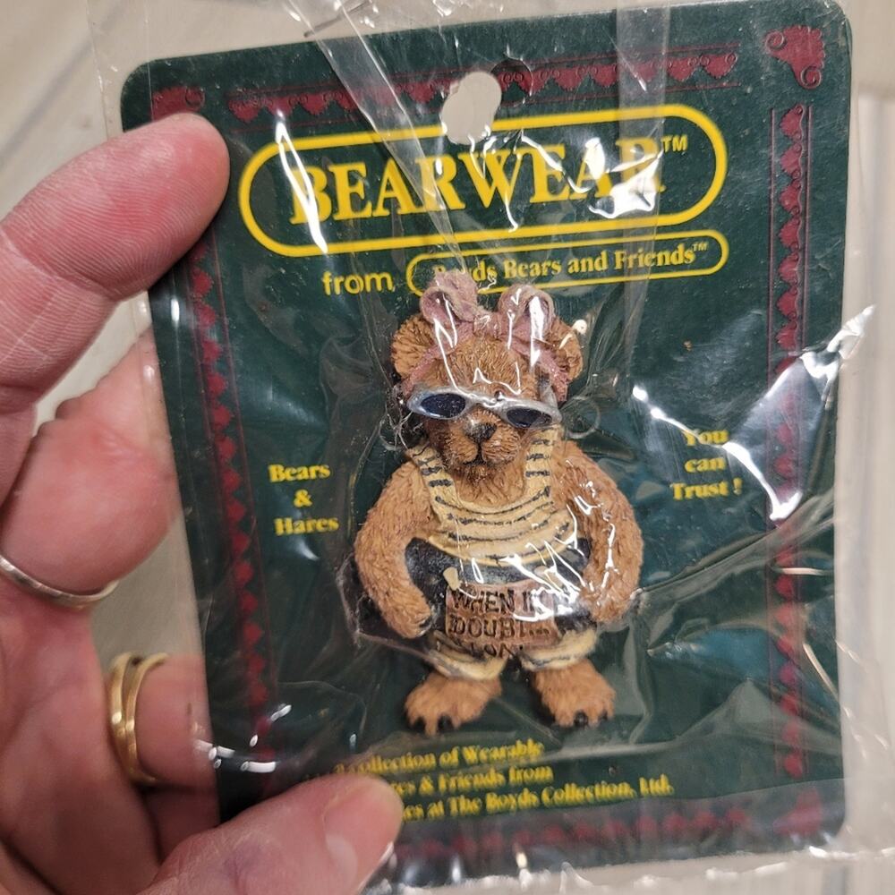 Vtg 95 Boyds Bears Bearwear Pin Im A Chillin Taken It Easy Lapel Tie Pin